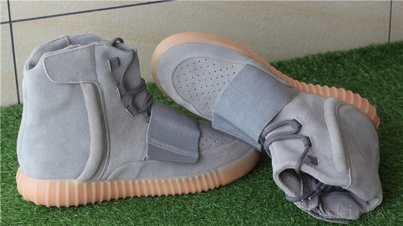 Adidas yeezy boost 750 grey gum glow in the dark